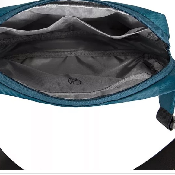 Travelon  Anti-theft Sling, RFID peacock teal Convertible Waist fanny pack bag - Picture 4 of 10